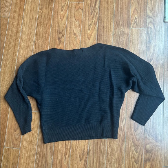 Large Black EVEREVE sweater - Picture 5 of 8